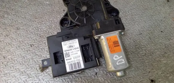Ford Kuga I Front door window regulator motor 7M5T14BT533CC