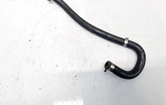 Mercedes-Benz C W203 Power steering hose/pipe/line 