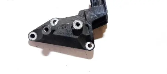Ford Mondeo Mk III Engine mounting bracket XS7E10039BA