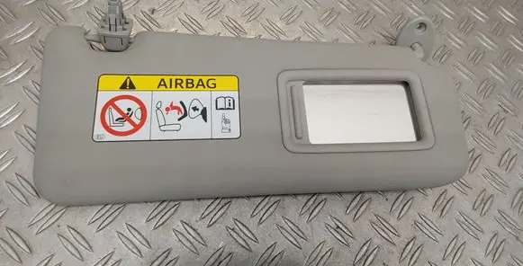 Toyota RAV 4 (XA40) Sun visor