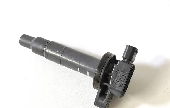 High voltage ignition coil