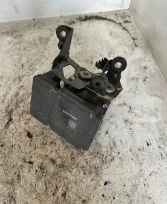 Volvo XC60 ABS Pump 30681619 21240834327483