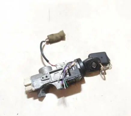 Nissan Almera N16 Ignition lock