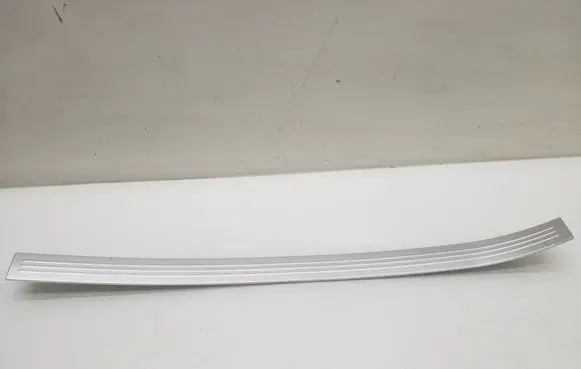 Mercedes-Benz S W221 Side skirt front trim A2216800435