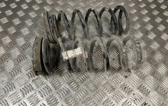 Ford Fusion II Rear coil spring DG9C5560GNF