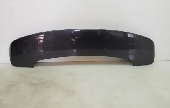 Tailgate/trunk spoiler