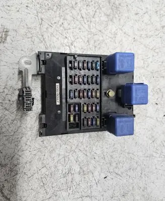 Nissan Almera Fuse box set 243501N000F