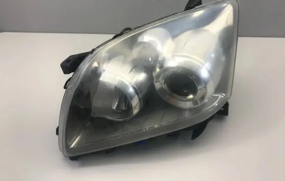 Toyota Avensis T250 Headlight/headlamp 8596724010 3900078496 12V24V310