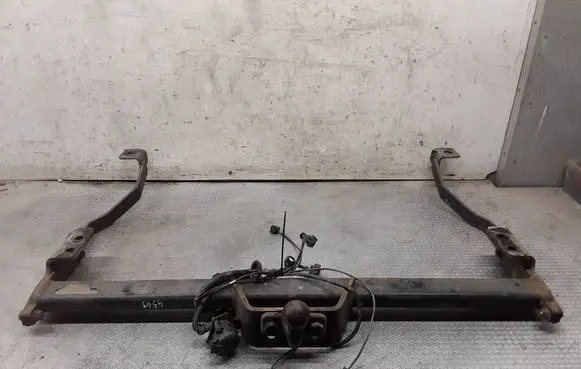 Renault Trafic III (X82) Tow bar set
