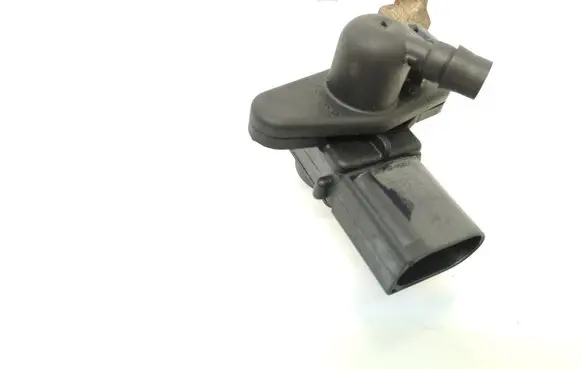 BMW 1 E81 E87 Vacuum valve 7566784 756678401 6PD7500