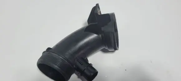 Peugeot 308 Turbo air intake inlet pipe/hose 9684362180