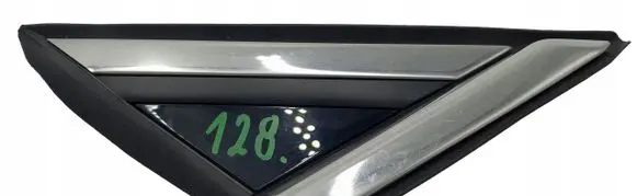 Ford Mondeo MK V Front arch trim F160004