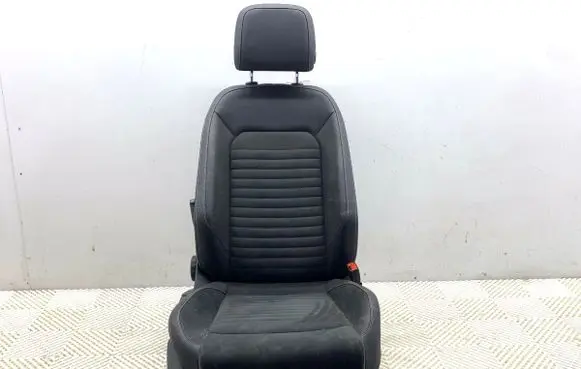 Volkswagen PASSAT B8 Front passenger seat 