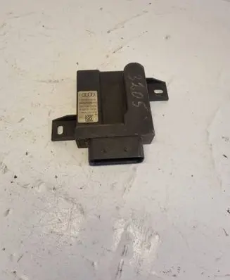 Audi A8 S8 D4 4H Fuel injection pump control unit/module 4H0906093A 100831200790