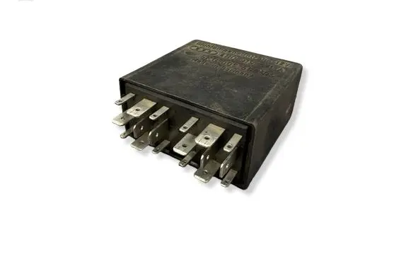 Volkswagen Transporter - Caravelle T4 Other relay 4B0919471A 5KG00656805