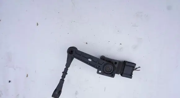 Land Rover Discovery 4 - LR4 Headlight/headlamp level sensor 