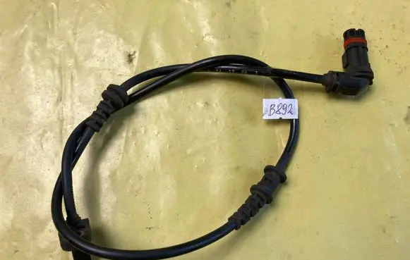 Mercedes-Benz B W245 ABS brake wheel speed sensor A1695401417