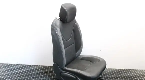 Renault Clio IV Front passenger seat 