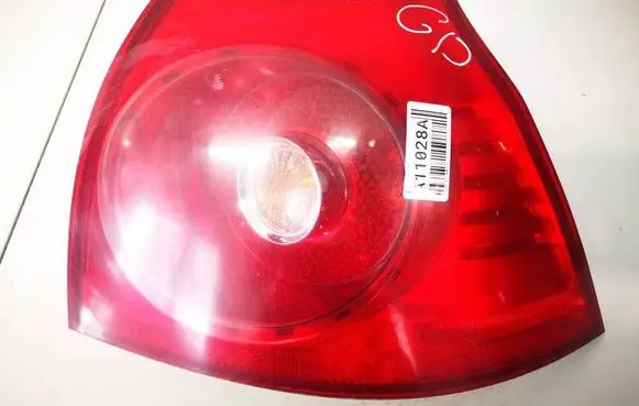 Volkswagen Golf V Tailgate rear/tail lights 1K6945096AC 89031823