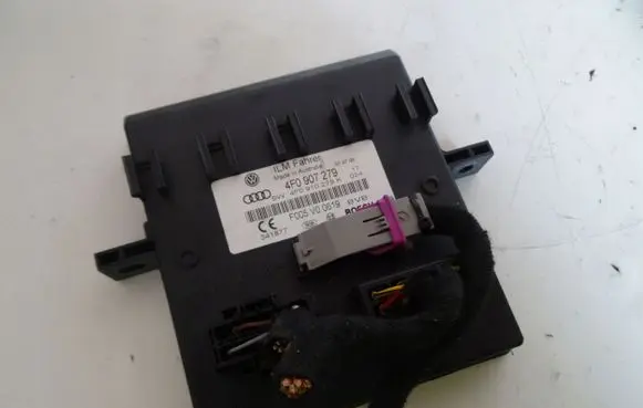 Audi A6 S6 C6 4F Comfort/convenience module 4F0907279