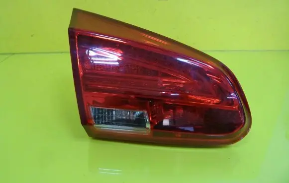 KIA Ceed Tailgate rear/tail lights