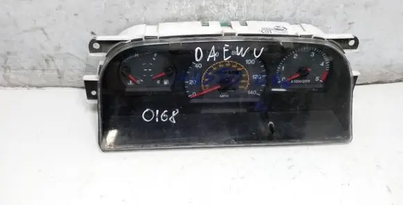 SsangYong Musso Speedometer (instrument cluster) C038020105182 78806030 78816030