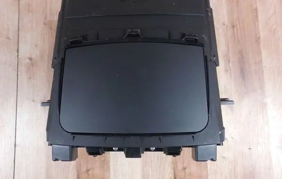Hyundai Kona I Head up display screen 94310J9010
