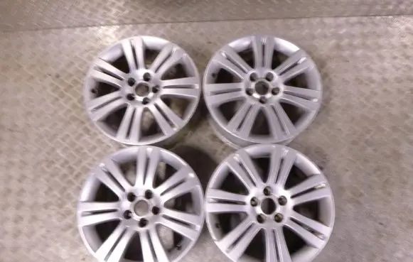 Opel Astra H R17 alloy rim 