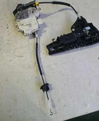 Audi A4 S4 B8 8K Rear door lock 8K0839015C
