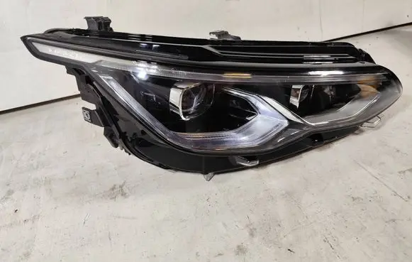 Volkswagen Golf VIII Headlight/headlamp 5H1941060P