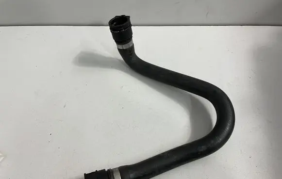 BMW 6 E63 E64 Engine coolant pipe/hose 6917697