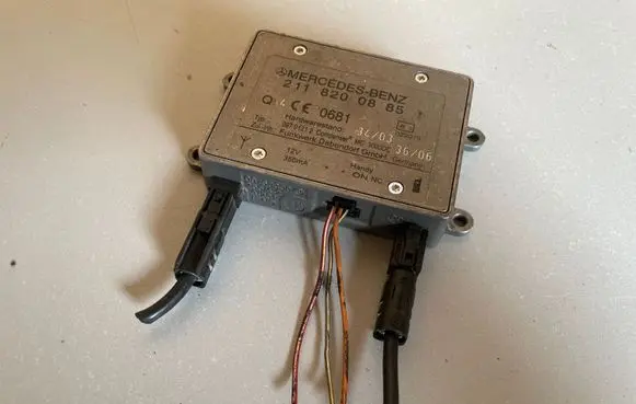 Mercedes-Benz E W211 Other control units/modules 2118200885