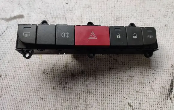 Citroen Jumper Hazard light switch 7354213630