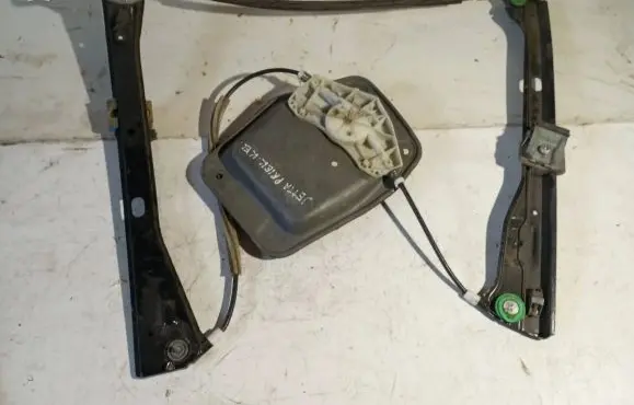 Volkswagen Jetta V Front window lifting mechanism without motor 1K5837462B 1K0959792G F005S00204