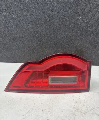 Jaguar F-Pace Tailgate rear/tail lights HK8315K273AA