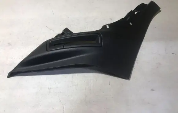 Volvo XC90 Seat belt trim 31479365