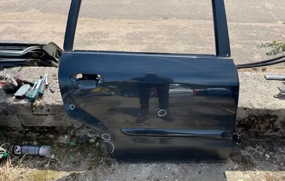Mazda Premacy Rear door