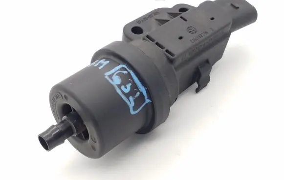 Audi Q7 4L Vacuum valve 03H133759D