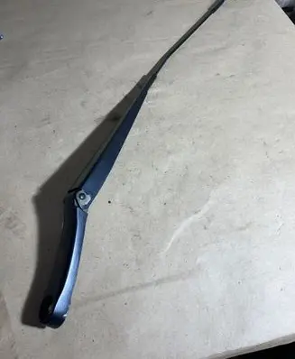 Skoda Fabia Mk3 (NJ) Front wiper blade arm 6v1955410a