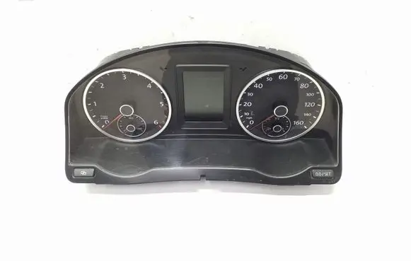 Volkswagen Tiguan Speedometer (instrument cluster) 5N0920972A