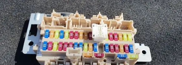 Nissan X-Trail T32 Fuse module 4CLOB5K20