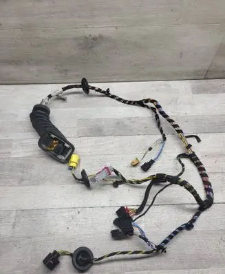 Skoda Octavia Mk2 (1Z) Front door wiring loom 