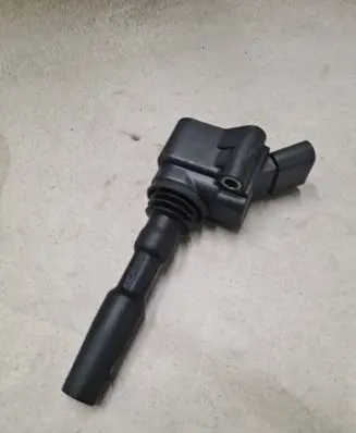 Volkswagen Golf VIII High voltage ignition coil 04E905110P 77300014
