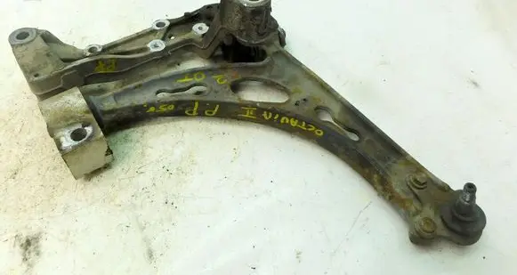 Skoda Octavia Mk2 (1Z) Front control arm 1K0407153 190418