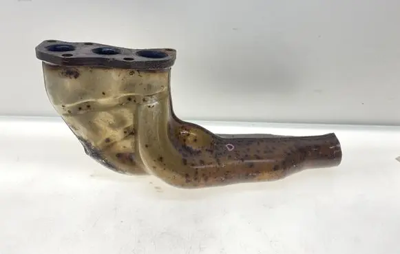Subaru Legacy Exhaust manifold