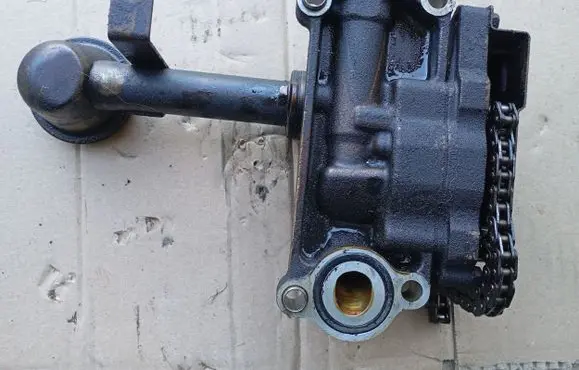 Chevrolet Epica Oil pump 96307612
