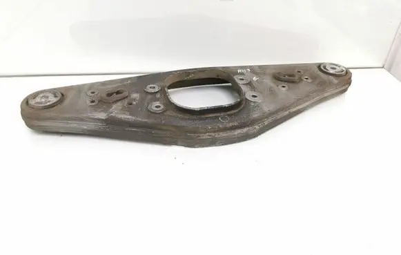 Mercedes-Benz E W211 Rear differential/diff mount bracket A2303521806