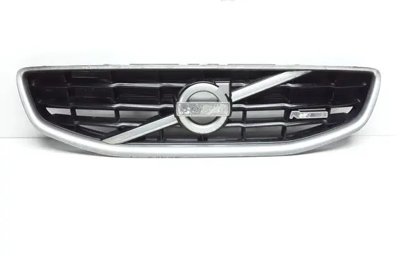 Volvo V60 Front bumper upper radiator grill 31333692 31333690