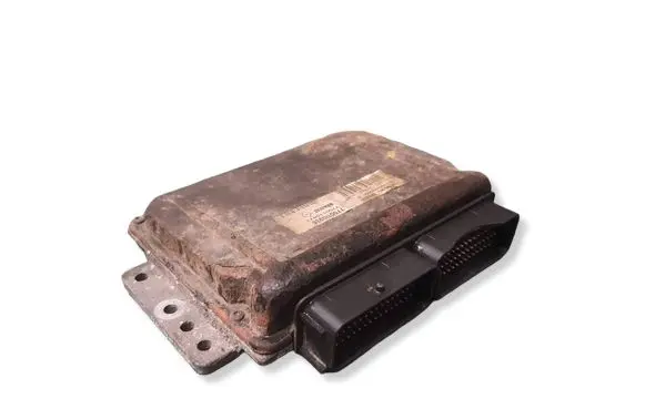 Renault Laguna I Engine control unit/module 7700110938 S110030002D 7700110471