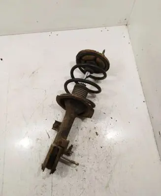 Mitsubishi Outlander Front shock absorber with coil spring